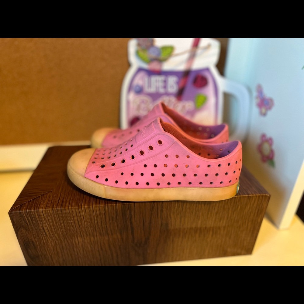 Native glow in the dark girls size 1